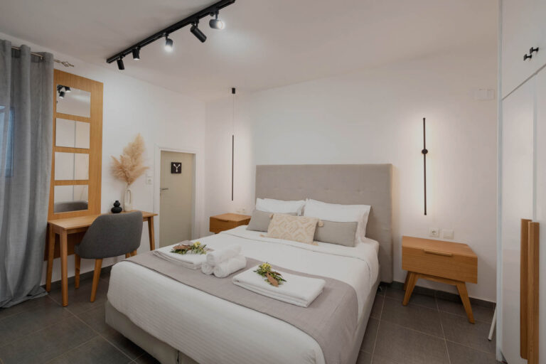 Bedroom  With Double Bed